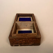 Load image into Gallery viewer, vintage jewelry box
